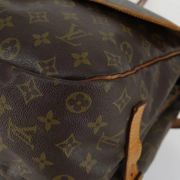 LOUIS VUITTON Monogram Saumur 35 Shoulder Bag - Picture 4 of 16